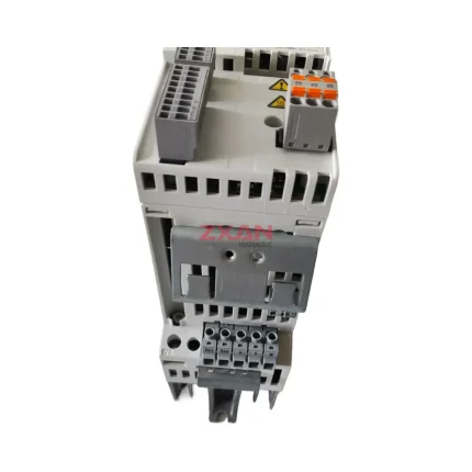 Lenze E84AVSCE3714SX0
