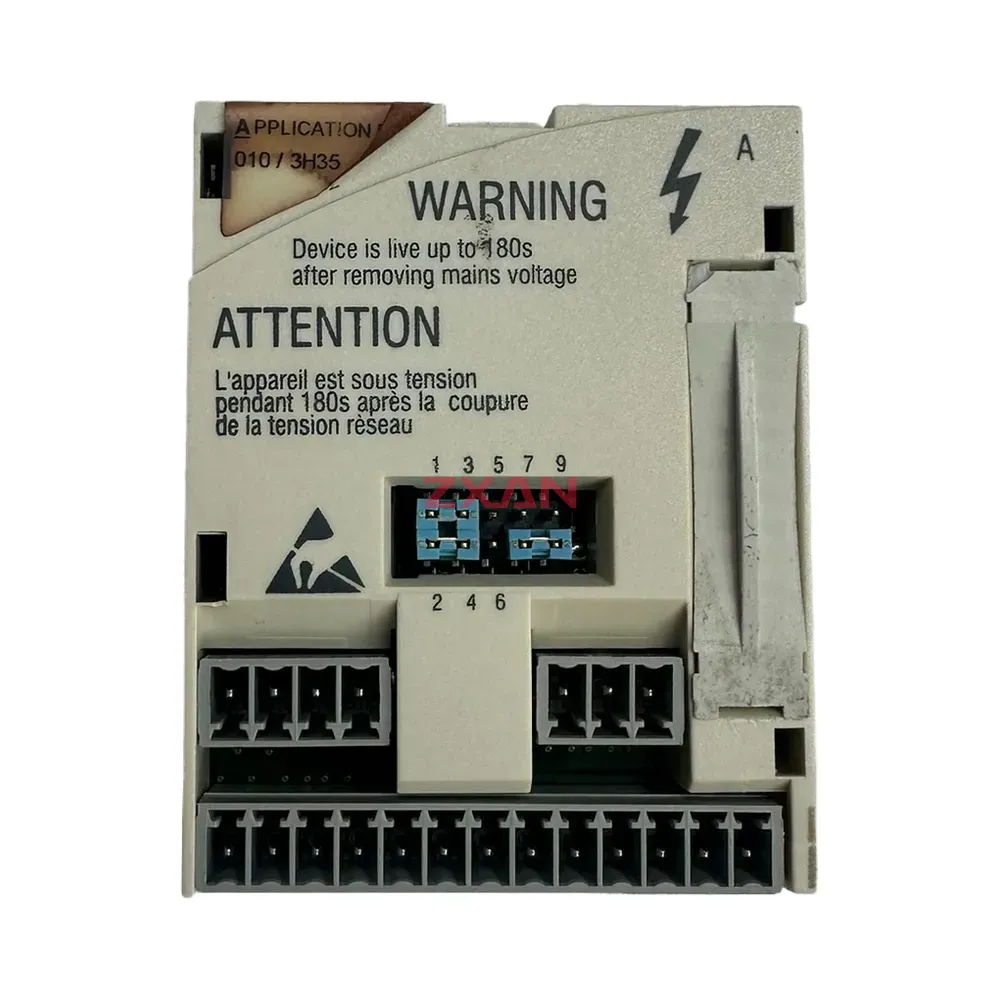 Lenze E82ZAFAC010-img1 Lenze E82ZAFAC010