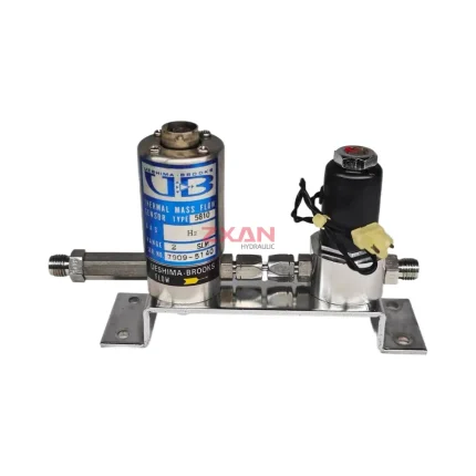 Ueshima Brooks 5810 Thermal Mass Flow Sensor / Controller