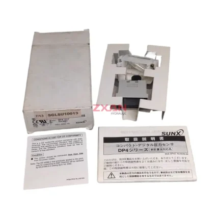 SUNX DP4-52Z Compact Digital Pressure Sensor