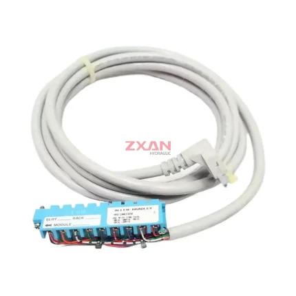 Allen-Bradley 1492-CABLE025E Pre-wired Cable Interface Module