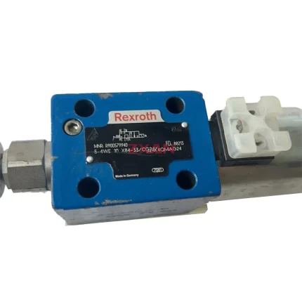 Rexroth 5-4WE 10 X84-33/CG24K4QMAG24 Hydraulic Directional Control Valve