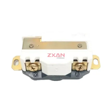 Hubbell HBL2740 Twist-Lock Receptacle