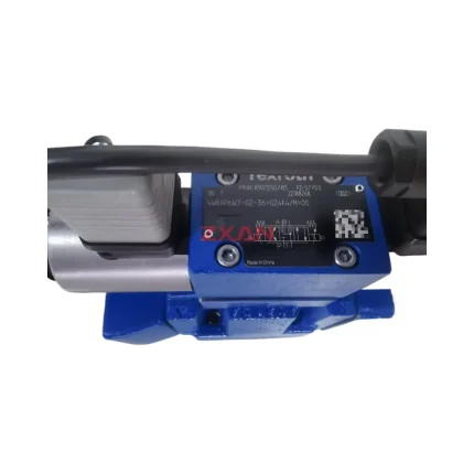 Rexroth 4WRKE10E100L-3X/6EG24ETK31/A1D3M Proportional Directional Control Valve